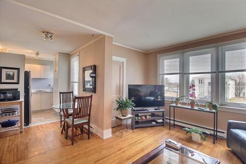 Vue d'ensemble - 168 Av. Perrault, Val-D'Or, QC - Indoor Photo Showing Living Room