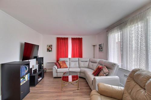 Salon - 168 Av. Perrault, Val-D'Or, QC - Indoor Photo Showing Living Room
