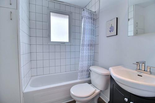 Salle de bains - 168 Av. Perrault, Val-D'Or, QC - Indoor Photo Showing Bathroom