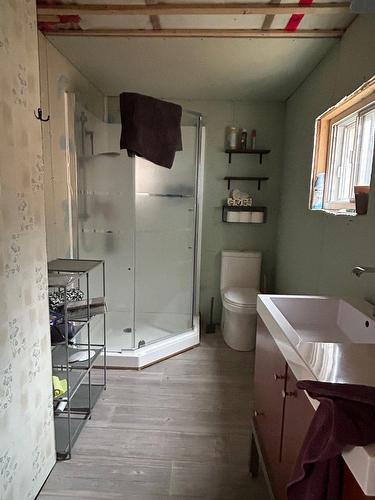 Salle de bains - 7152 Ch. De L'Orignal, Duhamel, QC - Indoor Photo Showing Bathroom