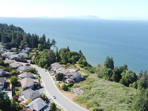 6075 Breonna Dr, Nanaimo, BC 