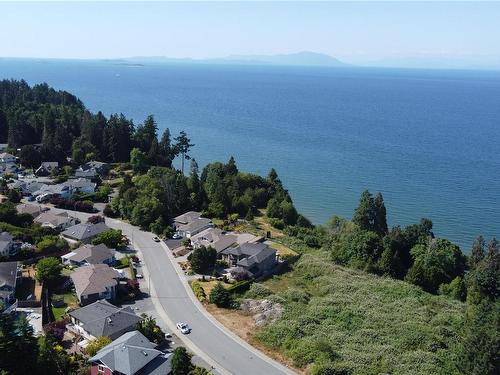 6075 Breonna Dr, Nanaimo, BC 