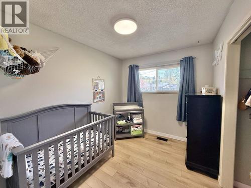 124 Lindsay Street, Quesnel, BC - Indoor Photo Showing Bedroom