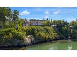 87 Haggertys Cove RD  New River Beach, NB E5J 1J9