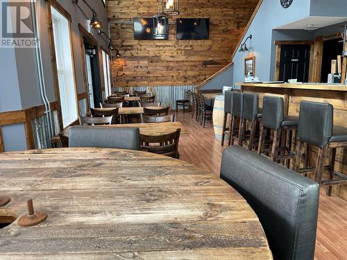 607 Eighth Avenue, Midway, BC 