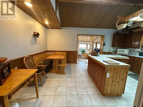 7047 Harrop-Procter Road, Harrop, BC - Indoor Photo Showing Kitchen