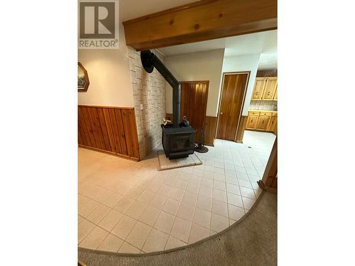 7047 Harrop-Procter Road, Harrop, BC - Indoor Photo Showing Other Room