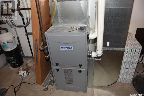 10 Mission Bay, Lebret, SK - Indoor Photo Showing Basement