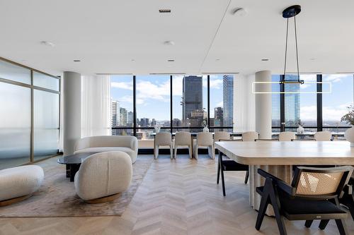 Other - Ph2304-950 Rue St-Antoine O., Montréal (Ville-Marie), QC - Indoor Photo Showing Dining Room