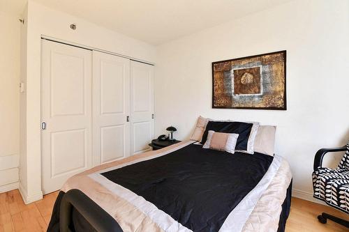 Chambre à coucher - 624-1225 Rue Notre-Dame O., Montréal (Ville-Marie), QC - Indoor Photo Showing Bedroom