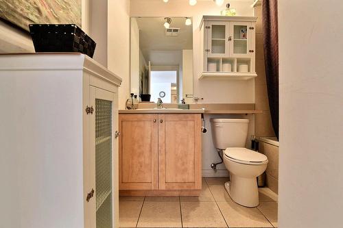 Cuisine - 624-1225 Rue Notre-Dame O., Montréal (Ville-Marie), QC - Indoor Photo Showing Bathroom