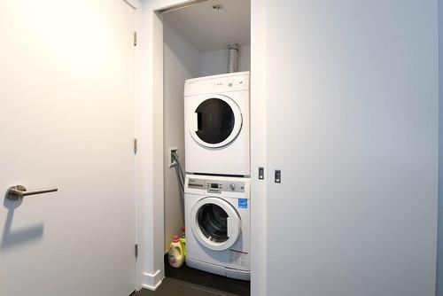 Salle de lavage - 624-1225 Rue Notre-Dame O., Montréal (Ville-Marie), QC - Indoor Photo Showing Laundry Room