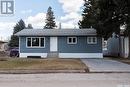 512 4Th Street E, Wynyard, SK  - Outdoor 