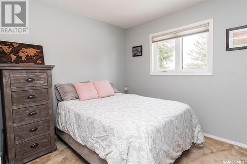 512 4Th Street E, Wynyard, SK - Indoor Photo Showing Bedroom