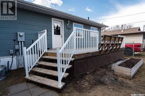 512 4Th Street E, Wynyard, SK - Outdoor With Deck Patio Veranda With Exterior