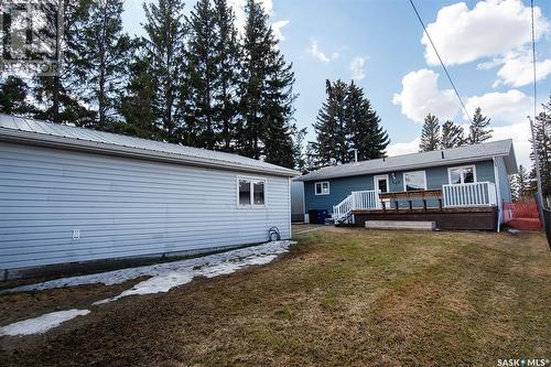 512 4Th Street E, Wynyard, SK - Outdoor With Deck Patio Veranda