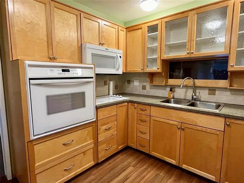 222 Buckingham Street, Boissevain, MB - Indoor Photo Showing Kitchen With Double Sink