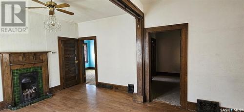 414 2Nd Avenue Nw, Swift Current, SK - Indoor Photo Showing Other Room With Fireplace