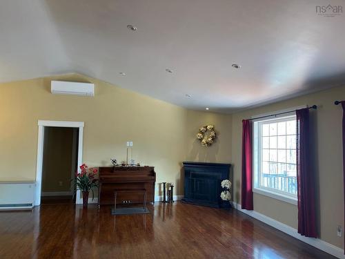 42 Rowan Avenue, New Glasgow, NS 