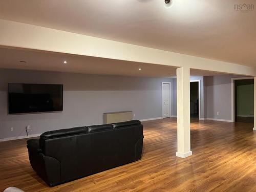 42 Rowan Avenue, New Glasgow, NS 