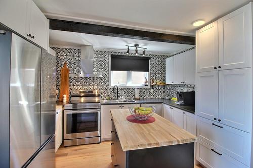 Cuisine - 264 Route 170, Sagard, QC - Indoor Photo Showing Kitchen With Double Sink
