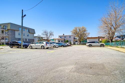 Parking - 101-3 Rue Quintal, Charlemagne, QC 