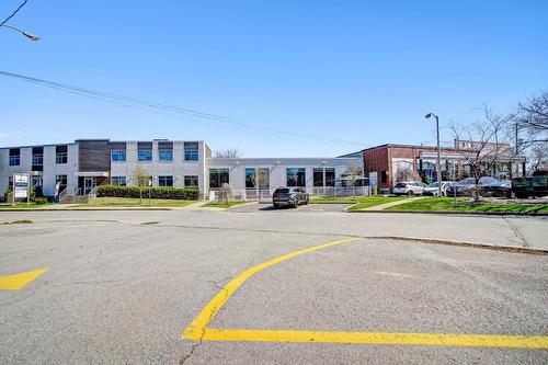 Parking - 101-3 Rue Quintal, Charlemagne, QC 