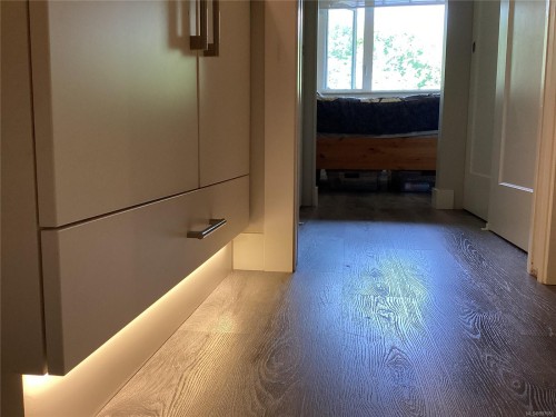 215-20 Barsby Ave, Nanaimo, BC - Indoor Photo Showing Other Room