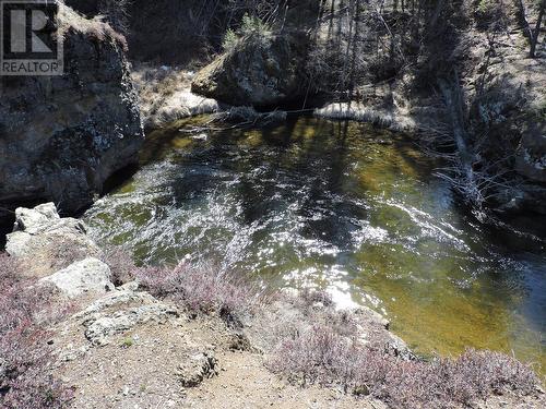 1660 3 Highway, Midway, BC 