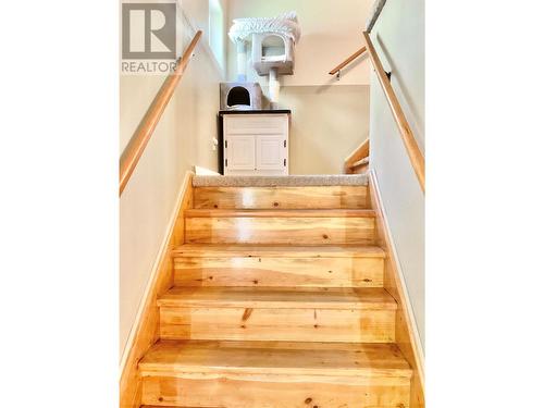 1660 3 Highway, Midway, BC 