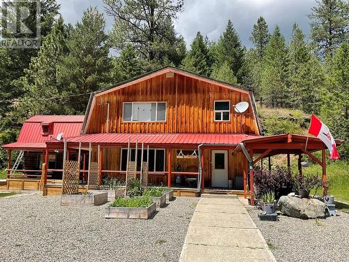 1660 3 Highway, Midway, BC 