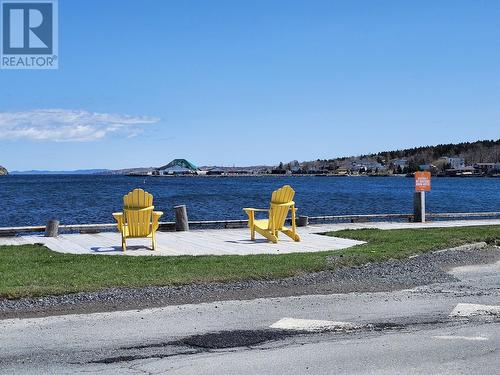 47 Cross Road, Bay Roberts, NL 