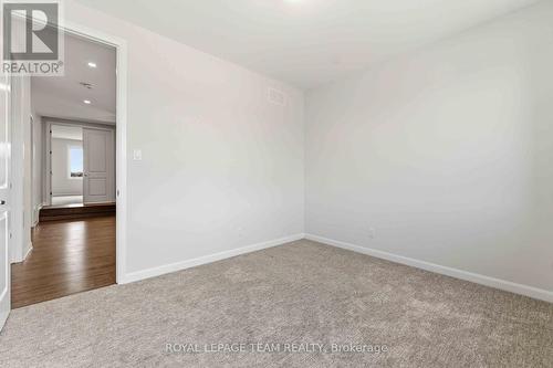 2026 Wanderer Avenue, Ottawa, ON - Indoor Photo Showing Other Room