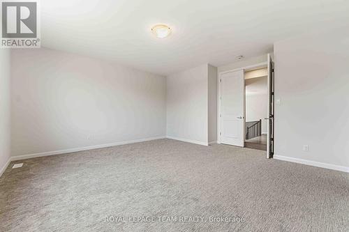 2026 Wanderer Avenue, Ottawa, ON - Indoor Photo Showing Other Room