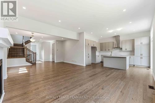 2026 Wanderer Avenue, Ottawa, ON - Indoor Photo Showing Kitchen