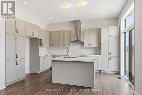 2026 Wanderer Avenue, Ottawa, ON - Indoor Photo Showing Kitchen