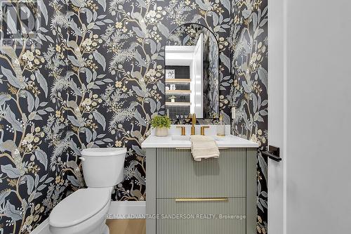 72 Arrowwood Path, Middlesex Centre (Ilderton), ON - Indoor Photo Showing Bathroom