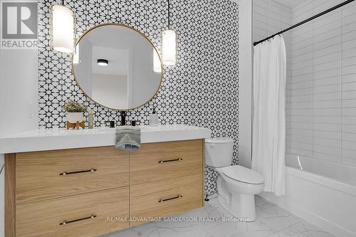 72 Arrowwood Path, Middlesex Centre (Ilderton), ON - Indoor Photo Showing Bathroom