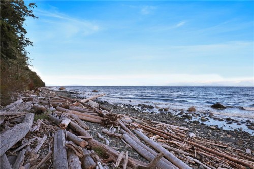 6510 Eagles Dr, Courtenay, BC 
