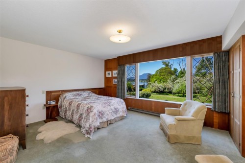 6364 Deykin Ave, Duncan, BC 