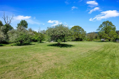 6364 Deykin Ave, Duncan, BC 