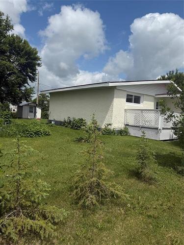 77 Railway Avenue, Benito, MB - Outdoor