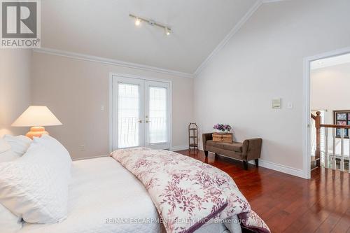 1401 Tamworth Court, Burlington, ON - Indoor Photo Showing Bedroom