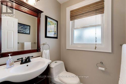 4451 Cosburn Crescent, Burlington, ON - Indoor Photo Showing Bathroom