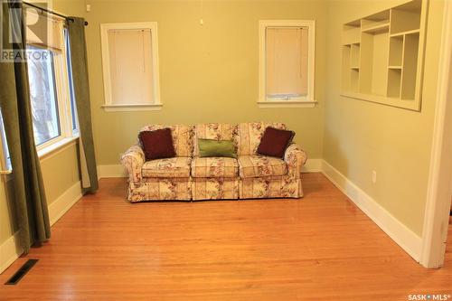 1925 Lorne Avenue, Saskatoon, SK - Indoor Photo Showing Other Room