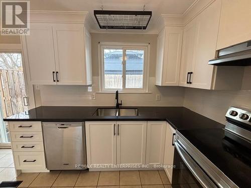 2691 Widemarr Road, Mississauga, ON - Indoor Photo Showing Kitchen