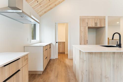 Cuisine - 526 Ch. Laurendeau, Magog, QC - Indoor