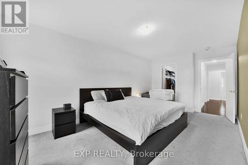 555 Mermaid Crescent, Mississauga, ON - Indoor Photo Showing Bedroom