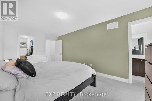 555 Mermaid Crescent, Mississauga, ON - Indoor Photo Showing Bedroom