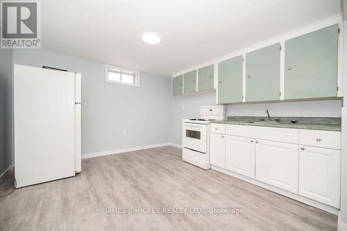 140 Cecelia Street, Pembroke, ON - Indoor Photo Showing Kitchen